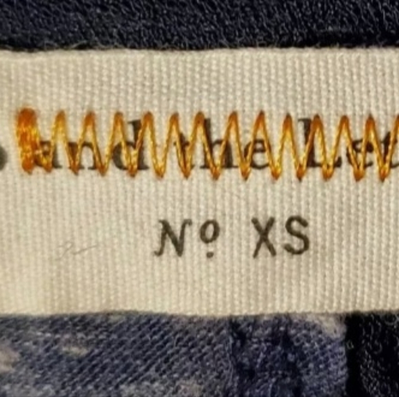 Anthropologie Womens Blue Bisected Top. XS. NWT. - Picture 5 of 5